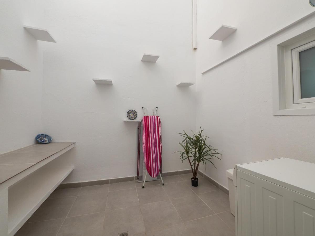 Agi Peater Center Daire Roses Dış mekan fotoğraf