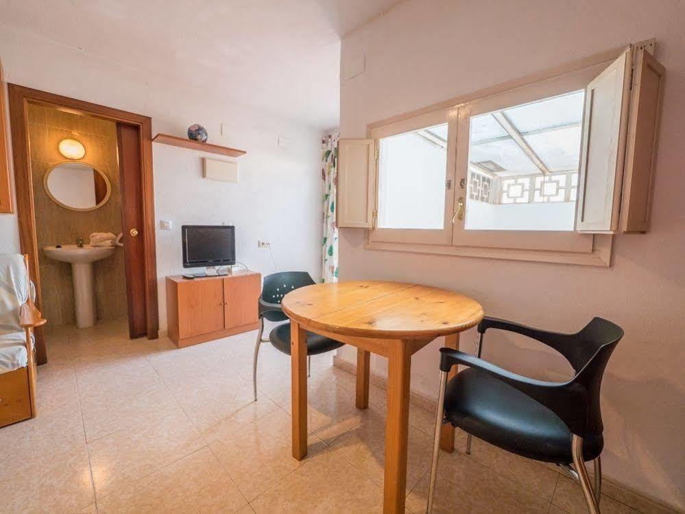 Agi Peater Center Daire Roses Dış mekan fotoğraf